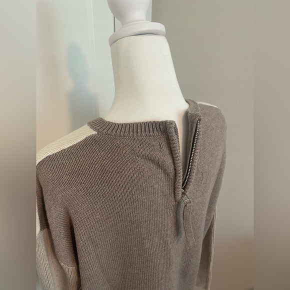 Rachel Zoe Zipper Back Color Block Tan Drop Shoulder Sweater - Picture 3 of 7